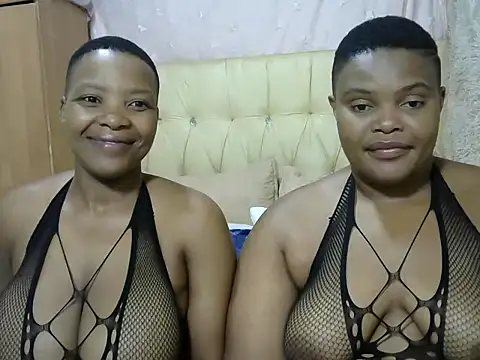 Snapshot of Xxxsluts chatting on January 22, 2025, 2:15 am Xxxsluts online show from January 22, 2025, 2:15 am