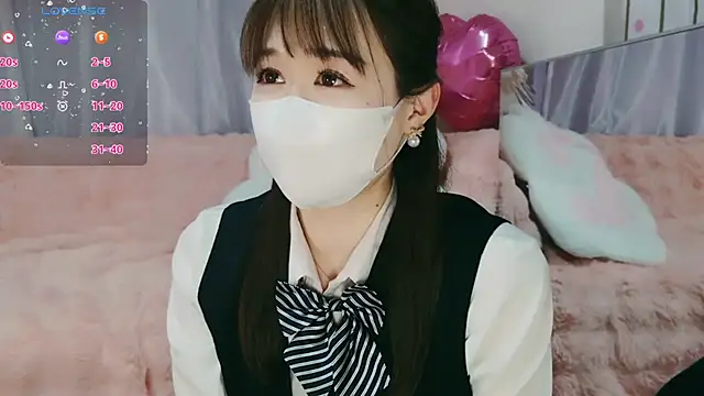 Snapshot of aaanyan chatting on March 12, 2025, 5:35 am aaanyan online show from March 12, 2025, 5:35 am