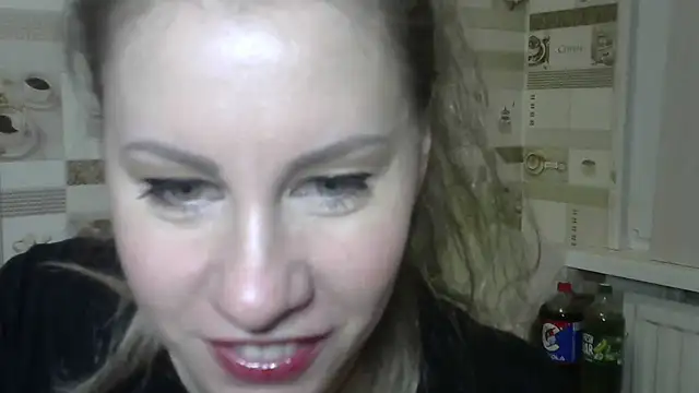 Snapshot of TherestlessKitty chatting on December 6, 2024, 9:21 am TherestlessKitty online show from December 6, 2024, 9:21 am