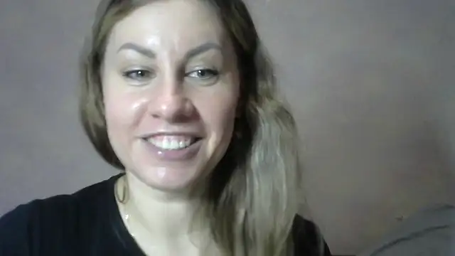 Snapshot of TherestlessKitty chatting on December 16, 2024, 9:46 am TherestlessKitty online show from December 16, 2024, 9:46 am