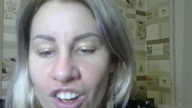 Snapshot of TherestlessKitty chatting on December 23, 2024, 9:05 am TherestlessKitty online show from December 23, 2024, 9:05 am