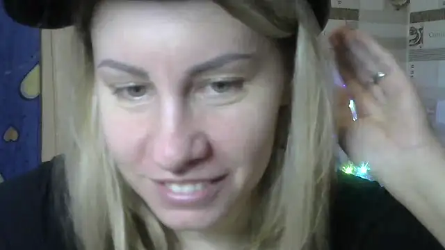 Snapshot of TherestlessKitty chatting on December 30, 2024, 9:48 am TherestlessKitty online show from December 30, 2024, 9:48 am