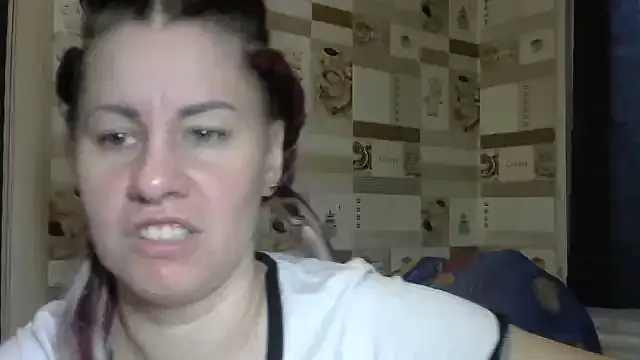 Snapshot of TherestlessKitty chatting on October 18, 2025, 6:05 am TherestlessKitty online show from October 18, 2025, 6:05 am