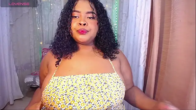 Snapshot of Ana_off_alana chatting on September 30, 2025, 10:37 pm Ana off alana online show from September 30, 2025, 10:37 pm