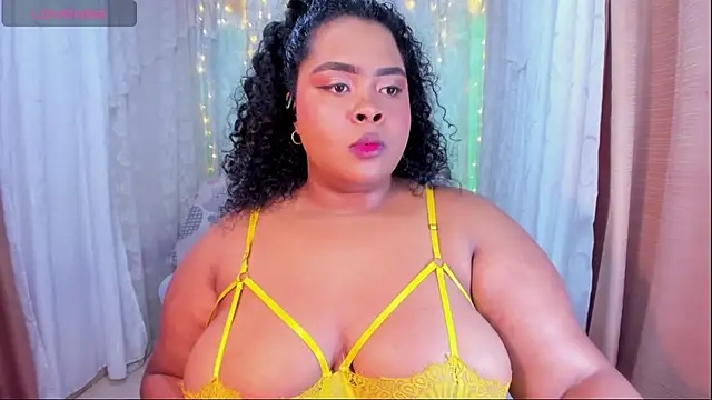 Snapshot of Ana_off_alana chatting on October 20, 2025, 10:10 pm Ana off alana online show from October 20, 2025, 10:10 pm