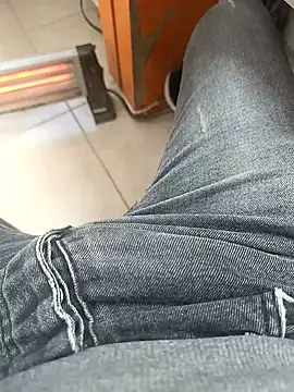 Snapshot of fatih1111 chatting on February 23, 2025, 2:04 pm fatih1111 online show from February 23, 2025, 2:04 pm