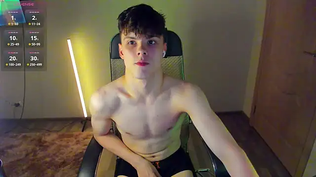 Snapshot of Aiden_Sensual chatting on September 16, 2025, 8:21 pm Aiden Sensual online show from September 16, 2025, 8:21 pm