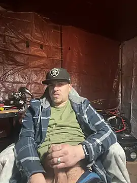 Snapshot of joeycbigcock chatting on January 20, 2025, 1:50 am joeycbigcock online show from January 20, 2025, 1:50 am