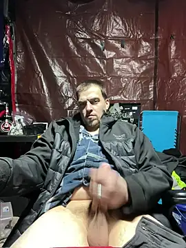 Snapshot of joeycbigcock chatting on February 22, 2025, 6:30 pm joeycbigcock online show from February 22, 2025, 6:30 pm