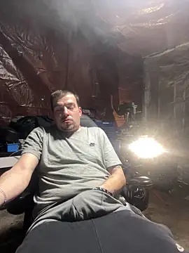 Snapshot of joeycbigcock chatting on March 6, 2025, 3:57 am joeycbigcock online show from March 6, 2025, 3:57 am