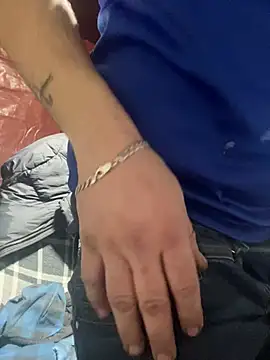 Snapshot of joeycbigcock chatting on March 7, 2025, 9:06 pm joeycbigcock online show from March 7, 2025, 9:06 pm