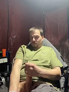 Snapshot of joeycbigcock chatting on March 10, 2025, 7:40 pm joeycbigcock online show from March 10, 2025, 7:40 pm