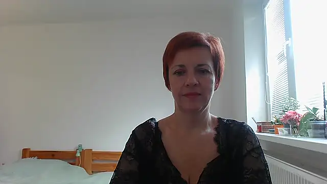 Snapshot of LoraLoraMay chatting on October 9, 2025, 1:09 pm LoraLoraMay online show from October 9, 2025, 1:09 pm