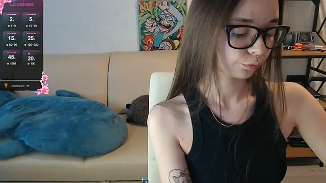 Snapshot of Amarieni chatting on December 7, 2024, 12:56 pm Amarieni online show from December 7, 2024, 12:56 pm