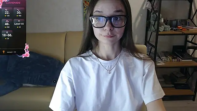 Snapshot of Amarieni chatting on December 11, 2024, 2:33 pm Amarieni online show from December 11, 2024, 2:33 pm