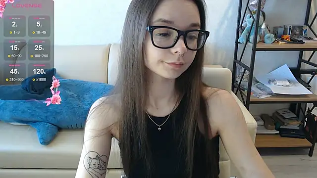 Snapshot of Amarieni chatting on January 4, 2025, 11:22 am Amarieni online show from January 4, 2025, 11:22 am