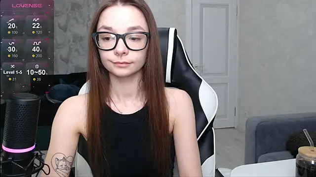 Snapshot of Amarieni chatting on February 9, 2025, 9:16 am Amarieni online show from February 9, 2025, 9:16 am