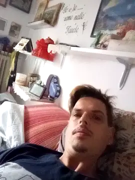 Snapshot of kgmrossetti4 chatting on October 9, 2025, 6:33 am kgmrossetti4 online show from October 9, 2025, 6:33 am