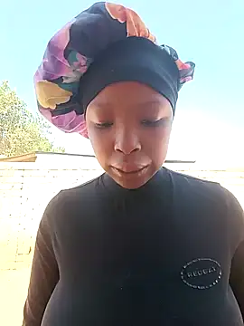 Snapshot of Mayo01_ chatting on December 2, 2024, 7:25 am Mayo01  online show from December 2, 2024, 7:25 am