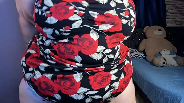 Snapshot of Imluna93 chatting on December 19, 2024, 8:13 am Imluna93 online show from December 19, 2024, 8:13 am