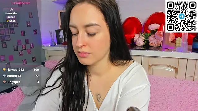 Snapshot of Kruela_Eva chatting on February 12, 2025, 2:45 am Kruela Eva online show from February 12, 2025, 2:45 am