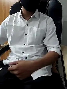 Snapshot of Lucifer_9 chatting on October 5, 2025, 2:15 pm Lucifer 9 online show from October 5, 2025, 2:15 pm