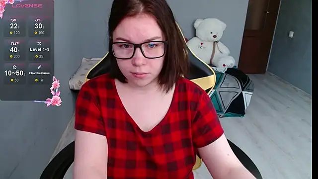 Snapshot of Emily_Amorre chatting on September 25, 2025, 1:09 am Emily Amorre online show from September 25, 2025, 1:09 am