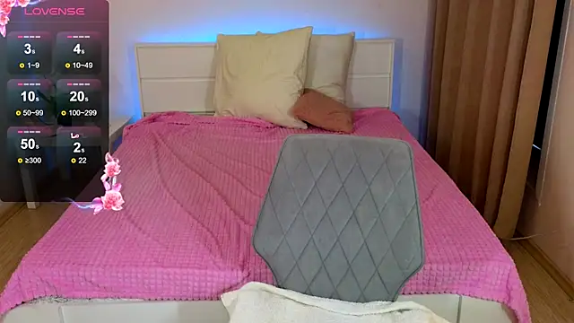 Snapshot of SusieMorris chatting on March 22, 2025, 4:56 am SusieMorris online show from March 22, 2025, 4:56 am