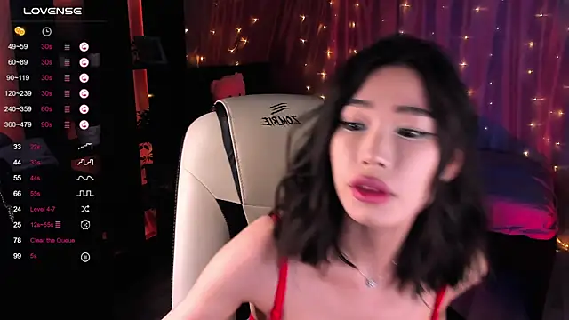 Snapshot of sensualily chatting on December 27, 2024, 6:31 pm sensualily online show from December 27, 2024, 6:31 pm