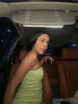 Snapshot of NAUGHTY_LITTLE_18 chatting on September 12, 2025, 3:06 am NAUGHTY LITTLE 18 online show from September 12, 2025, 3:06 am