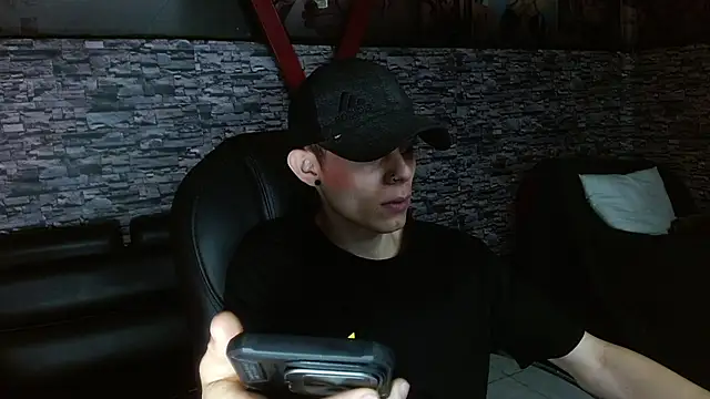 Snapshot of Matthew_Boy_ chatting on March 6, 2025, 7:54 pm Matthew Boy  online show from March 6, 2025, 7:54 pm