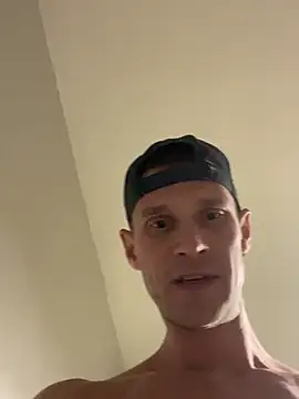 Snapshot of Camcam21 chatting on February 28, 2025, 7:58 am Camcam21 online show from February 28, 2025, 7:58 am