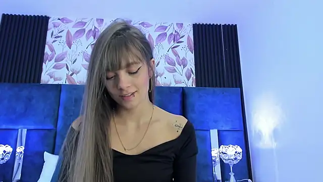Snapshot of AmmyJones_ chatting on January 21, 2025, 6:45 pm AmmyJones online show from January 21, 2025, 6:45 pm