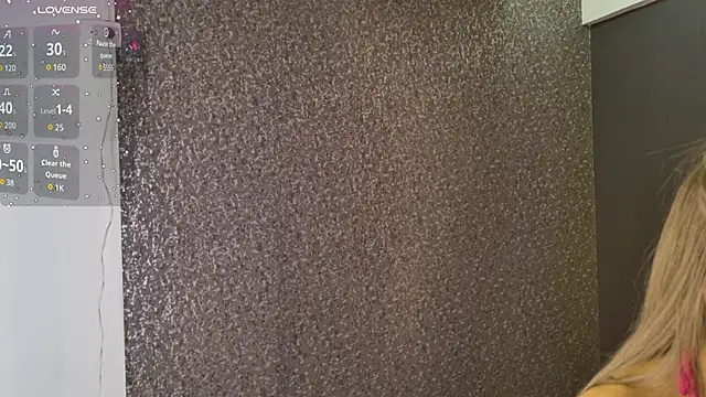 Snapshot of AmmyJones_ chatting on September 23, 2025, 7:17 pm AmmyJones online show from September 23, 2025, 7:17 pm
