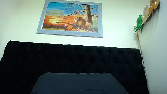 Snapshot of SpicyQueenxxxx chatting on February 2, 2025, 4:37 am SpicyQueenxxxx online show from February 2, 2025, 4:37 am