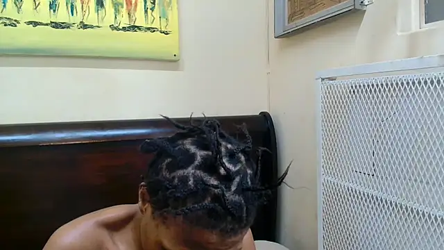 Snapshot of SpicyQueenxxxx chatting on October 3, 2025, 6:49 pm SpicyQueenxxxx online show from October 3, 2025, 6:49 pm