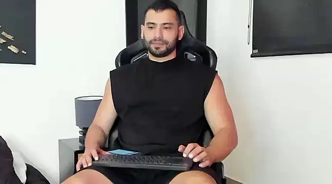 Snapshot of Dereck_vega chatting on December 4, 2024, 9:35 pm Dereck vega online show from December 4, 2024, 9:35 pm