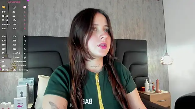 Snapshot of Sabrina_Lennox chatting on February 12, 2025, 7:35 pm Sabrina Lennox online show from February 12, 2025, 7:35 pm