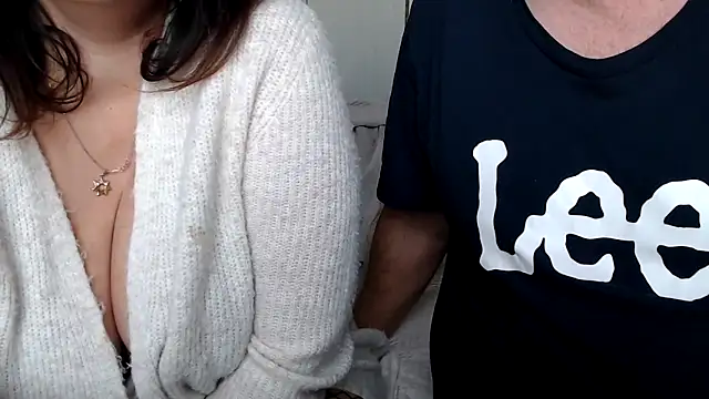 Snapshot of margotgra82 chatting on October 10, 2025, 1:43 pm margotgra82 online show from October 10, 2025, 1:43 pm