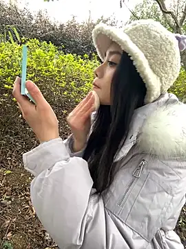 Snapshot of Asia-Melody chatting on February 14, 2025, 6:45 am Asia-Melody online show from February 14, 2025, 6:45 am