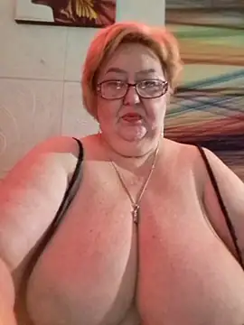 Snapshot of Awn290668 chatting on January 16, 2025, 1:47 pm Awn290668 online show from January 16, 2025, 1:47 pm