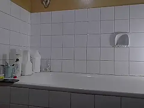 Snapshot of kisstoyousoon2024 chatting on January 17, 2025, 6:02 pm kisstoyousoon2024 online show from January 17, 2025, 6:02 pm