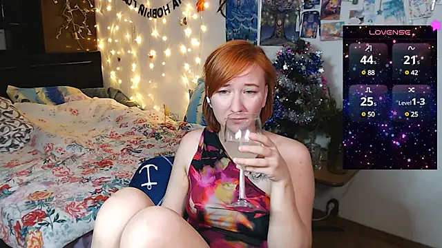 Snapshot of licentia__poetica chatting on January 1, 2025, 5:11 am licentia poetica online show from January 1, 2025, 5:11 am