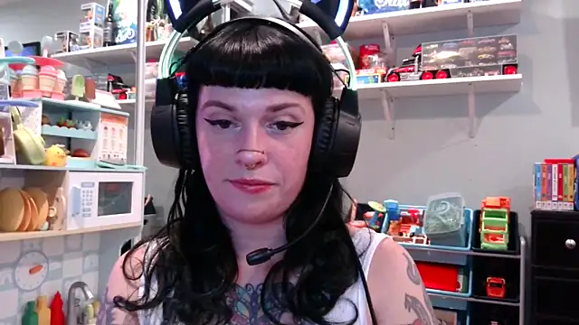 Marcelinegoddess online show from February 26, 2025, 3:21 am