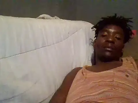 Snapshot of SmallGoodNutts chatting on February 8, 2025, 8:53 pm SmallGoodNutts online show from February 8, 2025, 8:53 pm