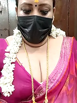 Snapshot of ashikaa_r chatting on February 19, 2025, 1:50 pm ashikaa r online show from February 19, 2025, 1:50 pm