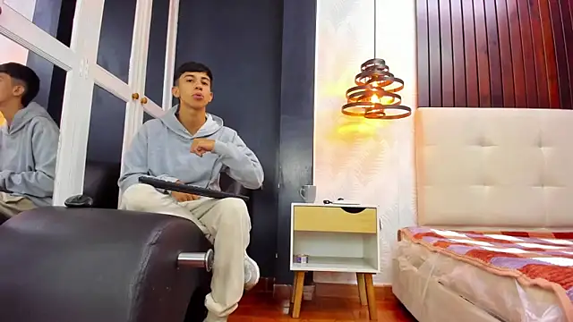 Lucian Davi online show from February 15, 2025, 12:11 pm