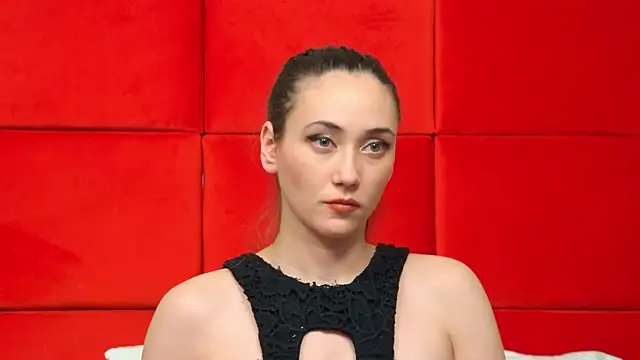 Snapshot of AliceMunro chatting on January 26, 2025, 4:41 am AliceMunro online show from January 26, 2025, 4:41 am