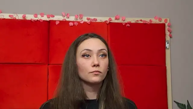 Snapshot of AliceMunro chatting on February 24, 2025, 9:09 pm AliceMunro online show from February 24, 2025, 9:09 pm