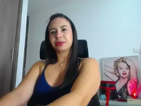 Snapshot of Shantalhotx69 chatting on February 8, 2025, 3:31 pm Shantalhotx69 online show from February 8, 2025, 3:31 pm